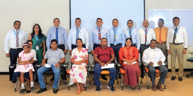 HNB හි ව්‍යවසායකයින් සවිබල ගන්වන ‘ඔබ වෙනුවෙන් අපි’ නැවතත්