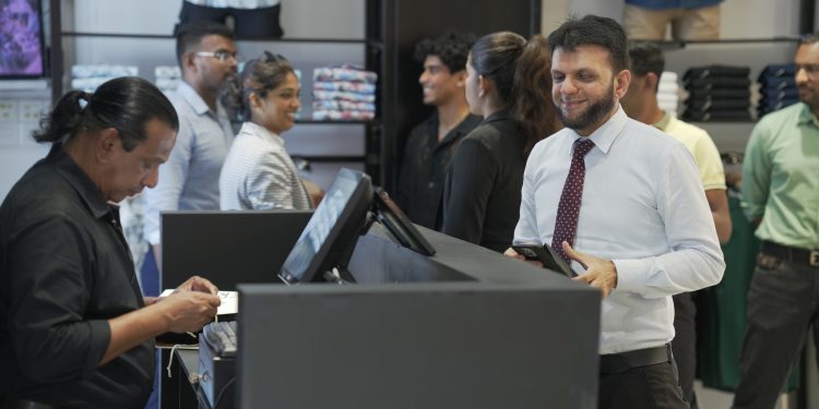 Emerald සිය නවතම ශාඛාව කොළඹ 03 හිදී විවෘත කරයි