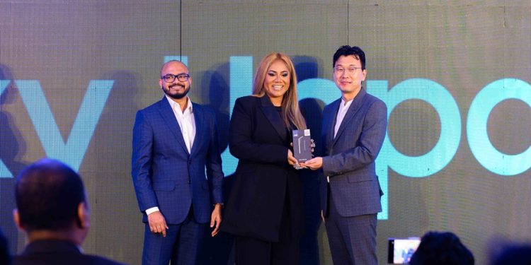 නවතම Samsung Galaxy S25 මාදිලිය ගැන සමාජ මාධ්‍ය බලපෑම්කරුවන් හා Samsung STAR සාමාජිකයන් අදහස් බෙදා හදා ගනියි