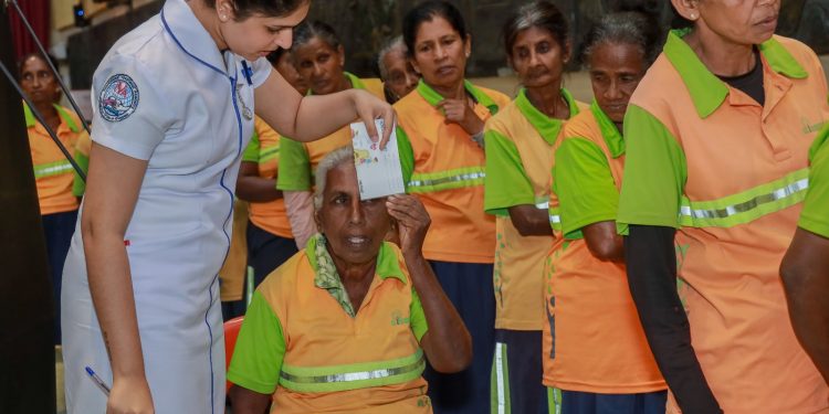 අපද්‍රව්‍ය කළමනාකරණයට දායක වන කාන්තාවන් සවිබලගන්වමින් කොකා-කෝලා බෙවරේජස් ශ්‍රී ලංකා ජාත්‍යන්තර කාන්තා දිනය සමරයි