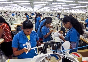 ඇමරිකා එක්සත් ජනපදයේ නව තීරුබදු සම්බන්ධයෙන් ශ්‍රී ලංකාවේ ඇඟලුම් කර්මාන්තය ප්‍රතිචාර දක්වයි