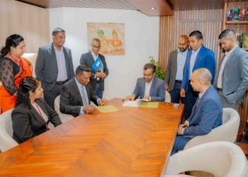 Healthguard Distribution සිය ඖෂධ පරාසය පුළුල් කිරීම සඳහා මයික්‍රෝ හෙල්ත්කෙයාර් සමඟ අත්වැල් බැඳගනී
