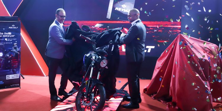 Evolution Auto පුද්ගලික සමාගමෙන් වෙළඳපොලේ හොඳම මගී ඉලෙක්ට්‍රික් යතුරුපැදිය හඳුන්වා දෙයි