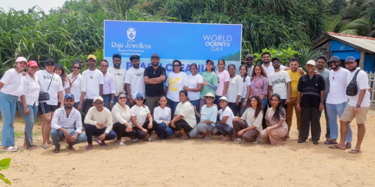 රාජා ජුවලර්ස් විසින් ලෝක සාගර දිනය නිමිති කරගනිමින් වෙරළ පිරිසිදු කිරීමේ වැඩසටහනක් දියත් කරයි