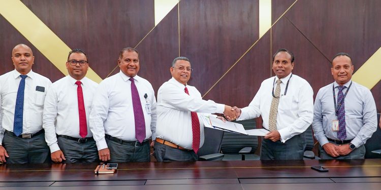 ඩේවිඩ් පීරිස් සෝලා මිලදී ගැනීමට සම්පත් බැංකුවෙන් සුවිශේෂී ණය