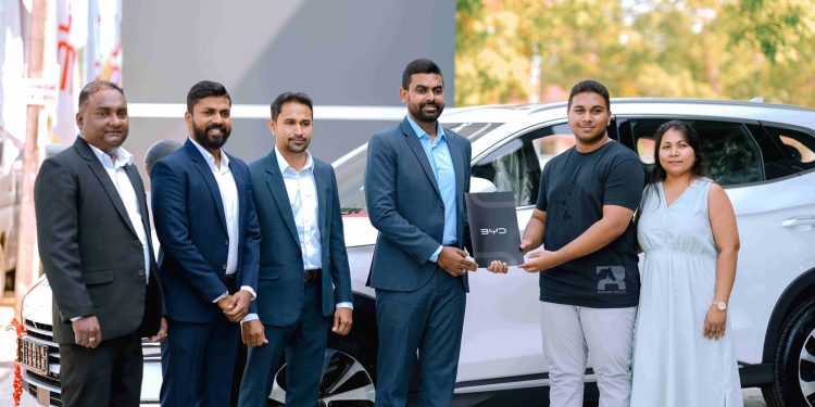 ශ්‍රී ලංකාව තුළ සිය ප්‍රවේශය ශක්තිමත් කරමින් BYD, අම්පාර ප්‍රදර්ශනාගාරය විවෘත කරයි