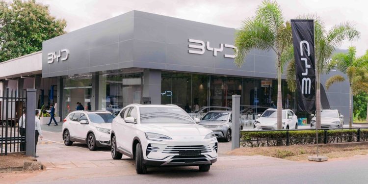 BYD සිය නවතම ප්‍රදර්ශනාගාරය කුරුණෑගලදී විවෘත කරයි