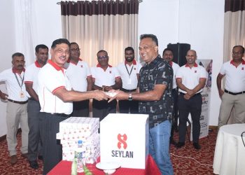 සෙලාන් බැංකුවෙන් සුළු හා මධ්‍යම පරිමාණ ව්‍යාපාර දිරිගන්වන වැඩසටහන් රැසකට අතහිත