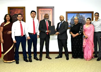 Fairway Latitude සුඛෝපභෝගී මහල් නිවාස, ගැනුම්කරුවන් සඳහා නිවාස ණය පහසුකම් සැලසීමේ අරමුණින් Fairway Properties සහ Pan Asia බැංකුව අතර අවබෝධතා ගිවිසුමක් අත්සන් කරයි