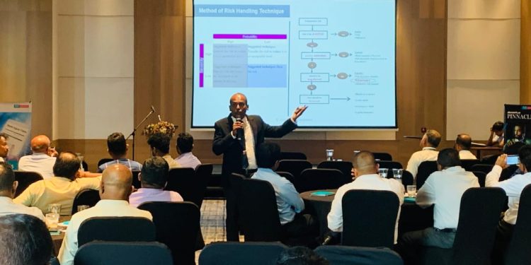 ஸ்ரீ லங்கா இன்ஷுரன்ஸ் ககார்பகரஷன்