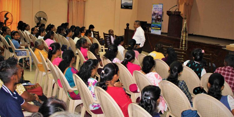 HNB Finance இன் “ஊக்குவிக்கும் அபிவிருத்தி நிதி கல்வியறிவு பட்டறை”இன் இரண்டாம் கட்டம் குருநாகல் மற்றும் கேகாலையில்