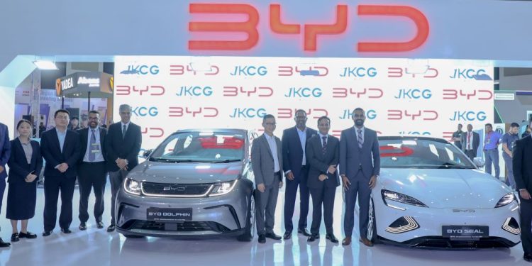 இலங்கை போக்குவரத்தில் ஒரு தனித்துவமான திருப்புமுனை: JKCG Auto நிறுவனம் EV Motor Show 2024இல் BYDஐ அறிமுகம் செய்கிறது