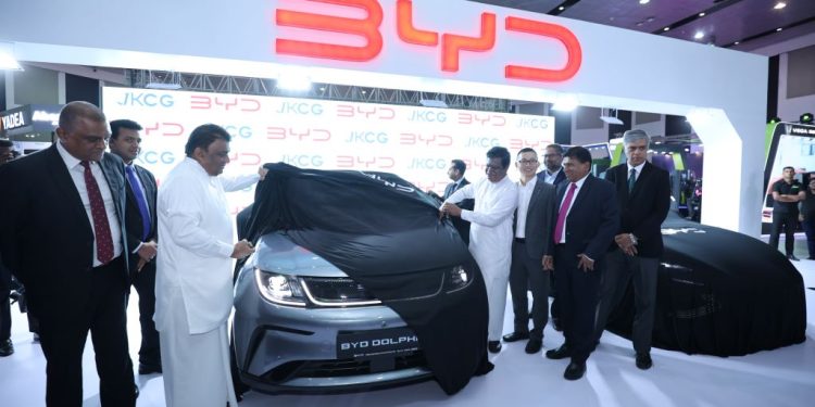 இலங்கை போக்குவரத்தில் ஒரு தனித்துவமான திருப்புமுனை: JKCG Auto நிறுவனம் EV Motor Show 2024இல் BYDஐ அறிமுகம் செய்கிறது