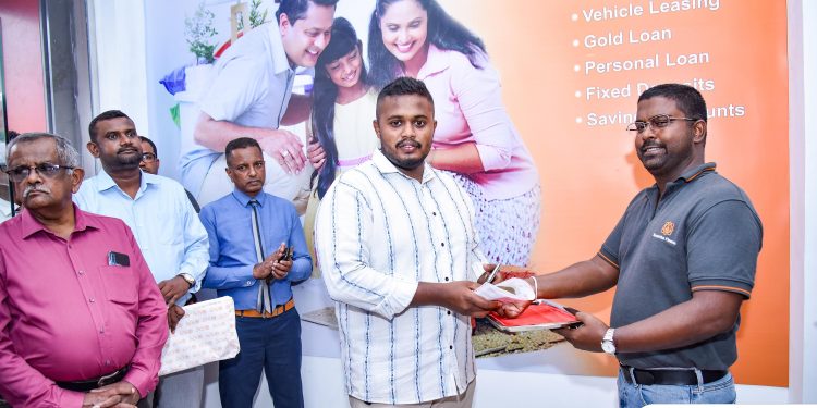 சியபத பினான்ஸ் பிஎல்சியின் நாவலப்பிட்டி கிளை திறப்பு