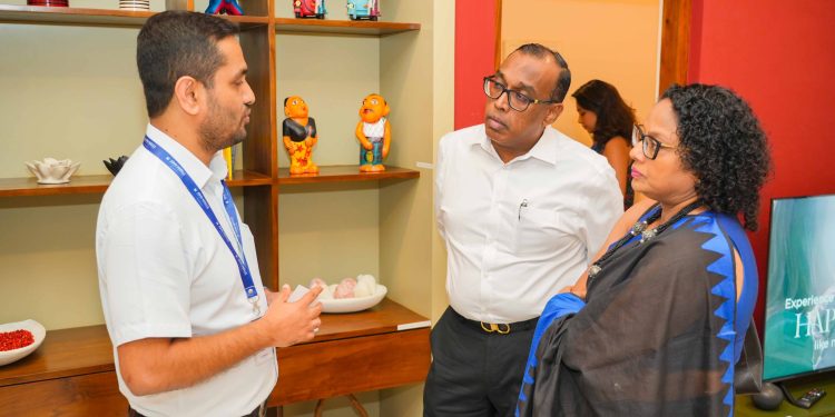 John Keells Properties நிறுவனத்தின் ஜா-எல VIMAN மாதிரி தொடர்மாடிக் குடியிருப்புத் திட்டத்தில் அனுபவத்தைப் பெற்ற NDB வங்கி வாடிக்கையாளர்கள்