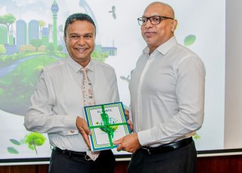 நிலைபேறான எதிரக்ாைத்லத உருவாக்க புதிய ESG சாலை வலரேடமான ‘Elevate’ இலன அறிமுகே்ேடுத்தும் Alumex PLC