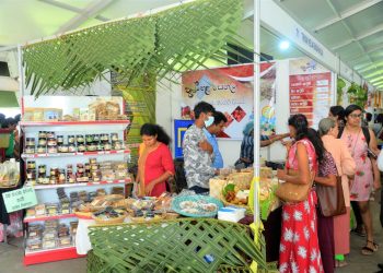 நுண் மற்றும் சிறிய அளவிலான தொழில்முனைவோர் 150 பேருடன்
