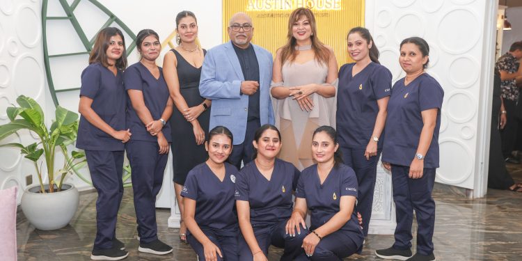 AUSTIN HOUSE OPENS WITH ELAN