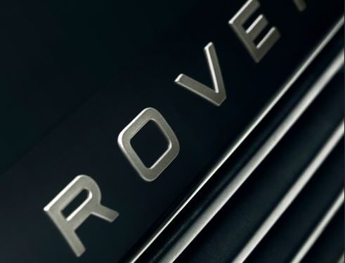 THE NEW RANGE ROVER: BREATHTAKING MODERNITY, PEERLESS REFINEMENT AND UNMATCHED