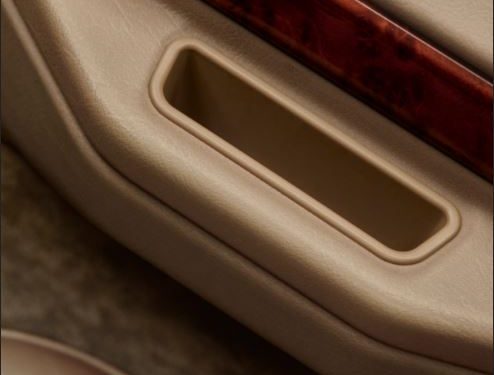 THE NEW RANGE ROVER: BREATHTAKING MODERNITY, PEERLESS REFINEMENT AND UNMATCHED