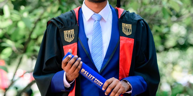 SLIIT celebrates academic excellence at the March 2025 Convocation