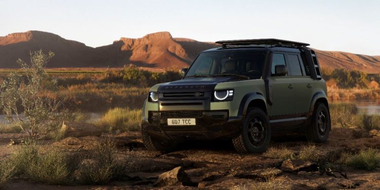 Expedition-ready New Defender 110 Trophy Edition celebrates the unstoppable spirit of adventure.
