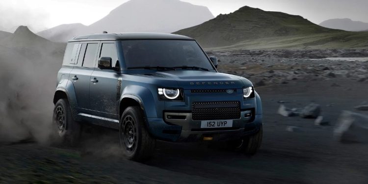 DEFENDER UPGRADED: THE UNSTOPPABLE 4X4 IS NOW EVEN MORE DISTINCTIVE AND EASY TO USE